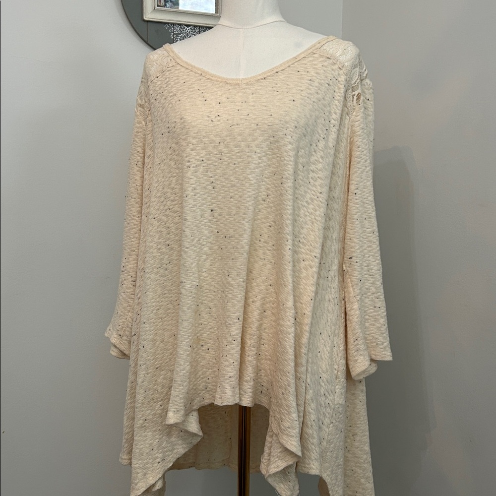 Anthropologie Everleigh Cream Tunic Sweater Lace Shoulder and Upper Back Size XL